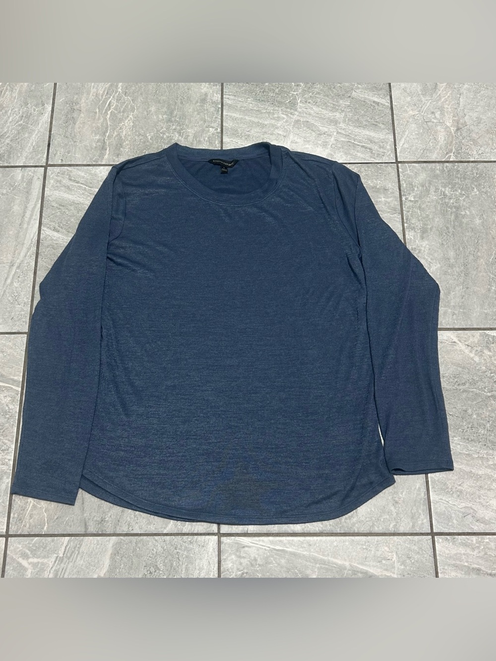 Banana Republic Women’s Large Blue Long Sleeve Stretch Knit Top Crew Neck